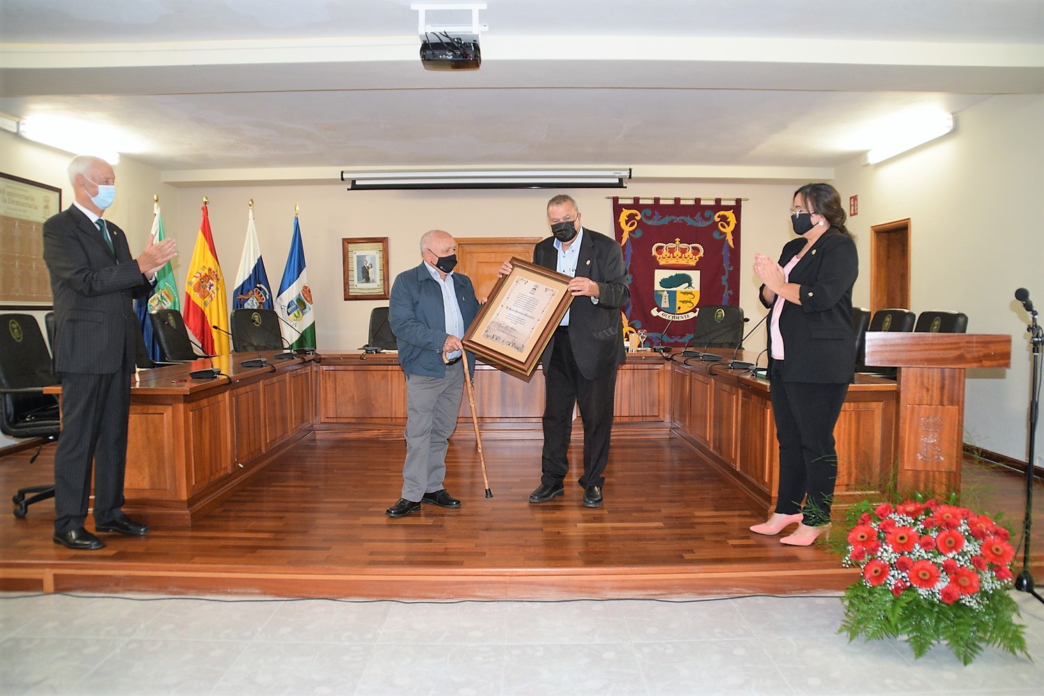 Carmelo Padrón Morales toma posesión de su cargo de cronista oficial de La Frontera