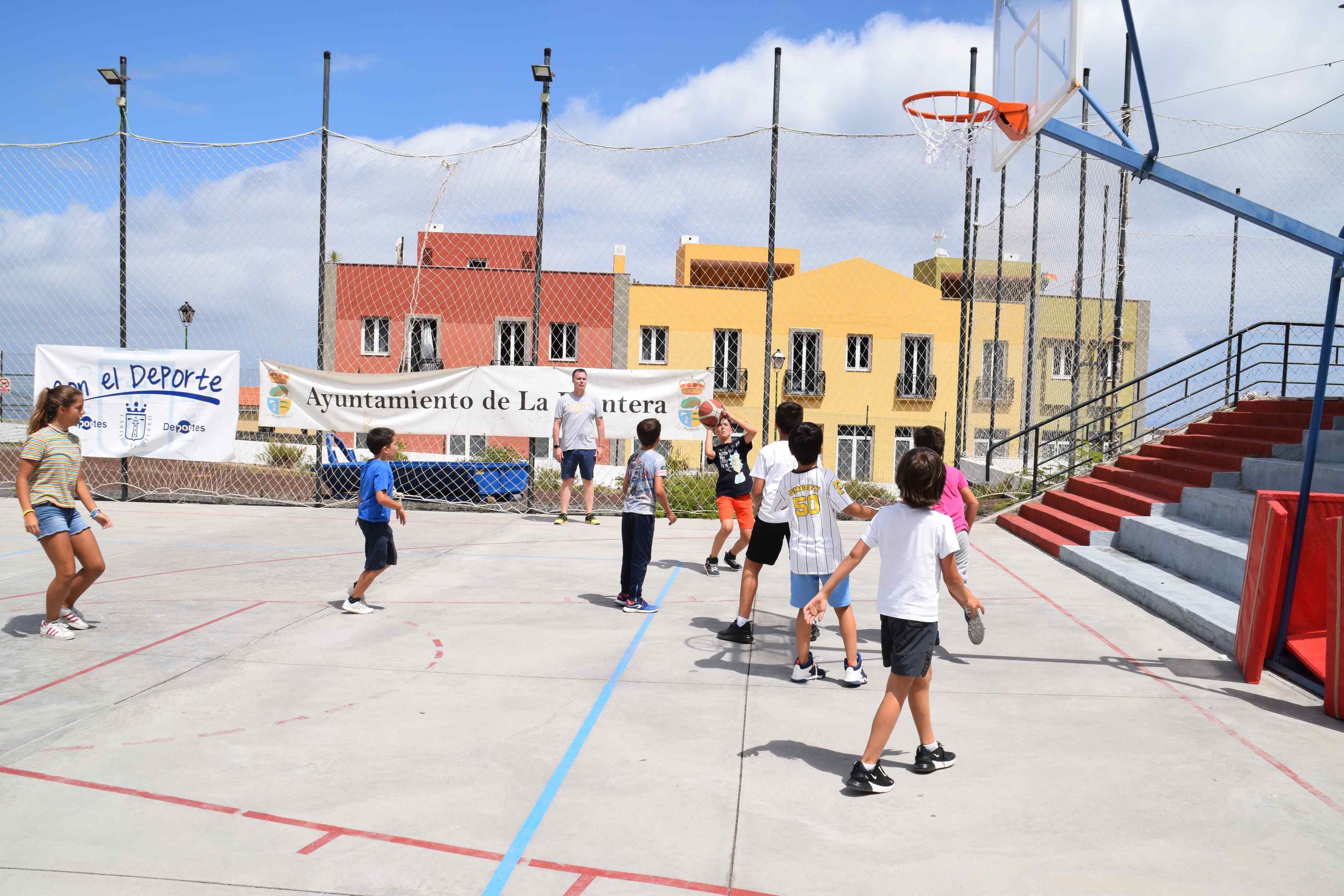 La Frontera abre el plazo de inscripción para el Campus de Baloncesto 