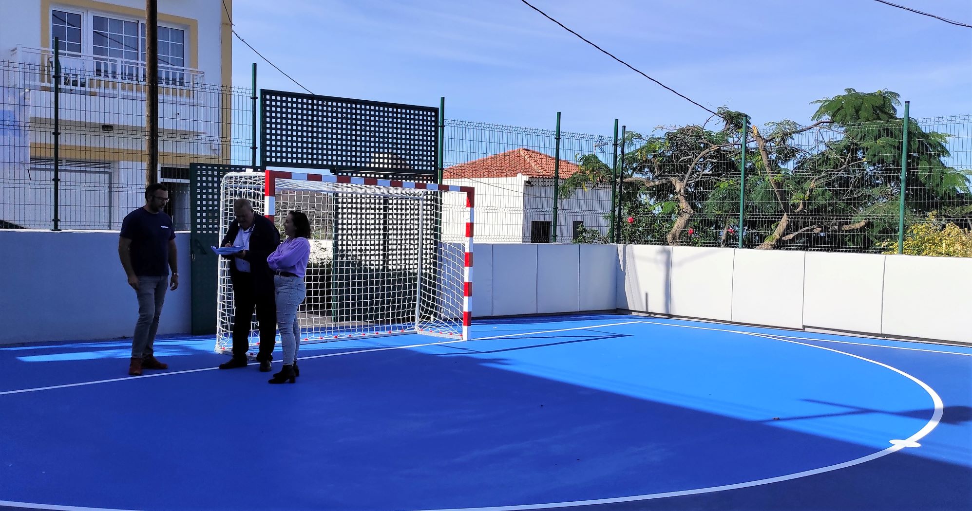 El Ayuntamiento de La Frontera recepciona el polideportivo de Los Llanillos