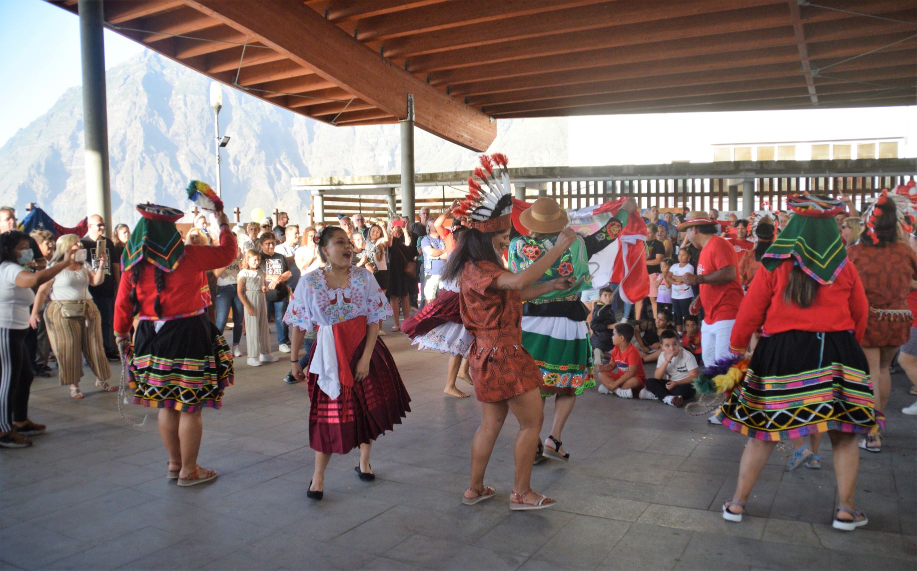 La Frontera anima a las nacionalidades que conviven en el municipio a formar parte de su Jornada Intercultural 