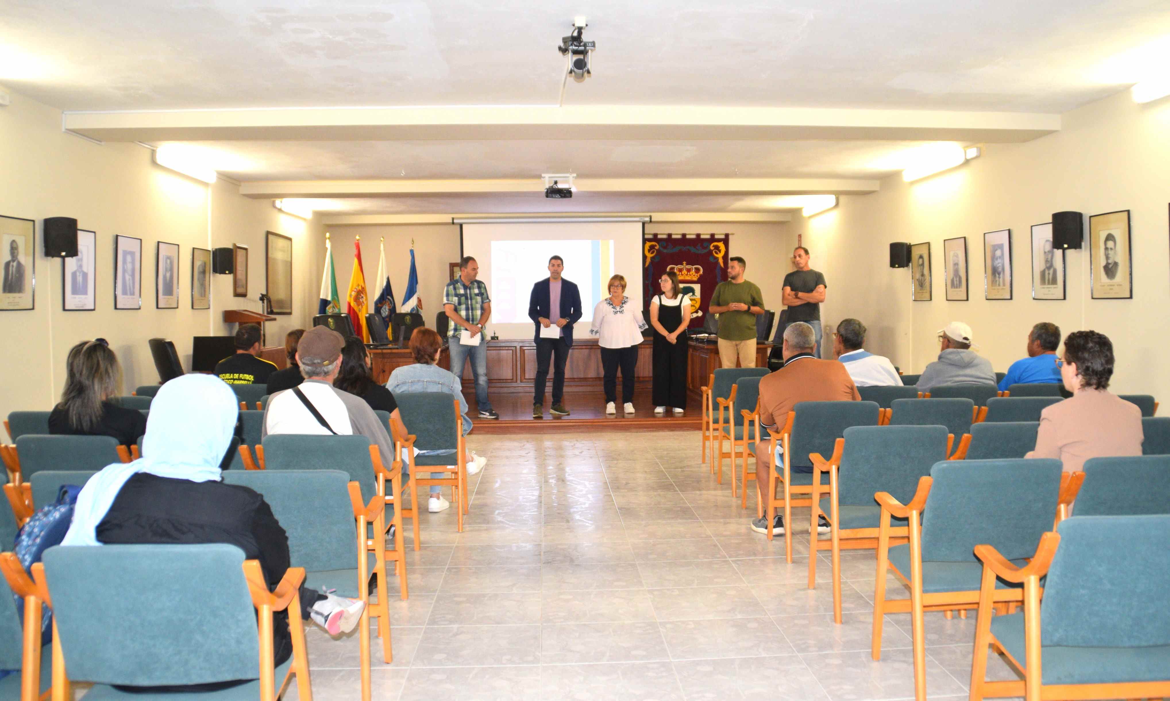 21 personas comienzan hoy su trabajo dentro del Plan Extraordinario de Empleo  Social de La Frontera