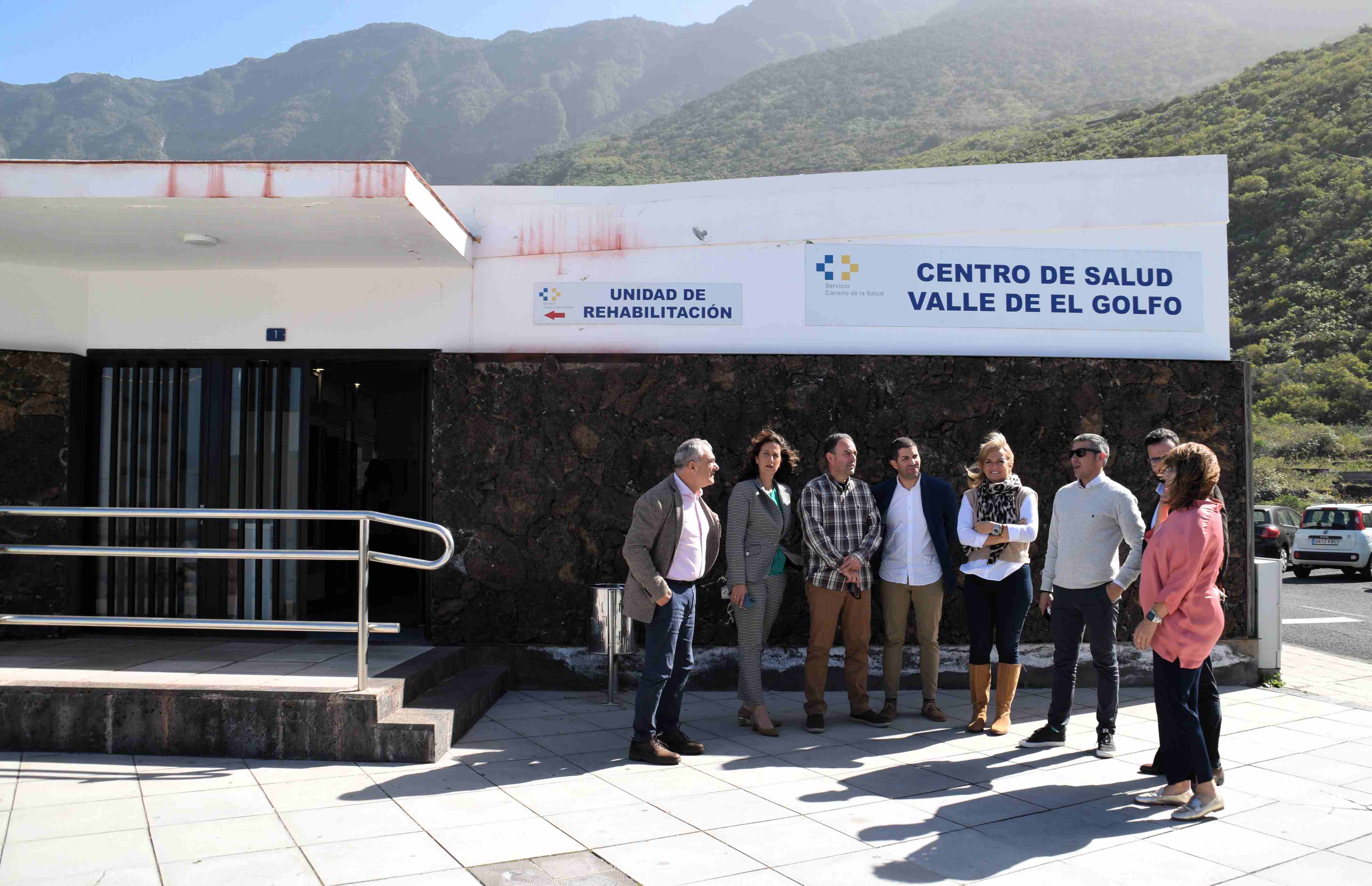 La consejera de Sanidad del Gobierno de Canarias visita el Ayuntamiento de La Frontera