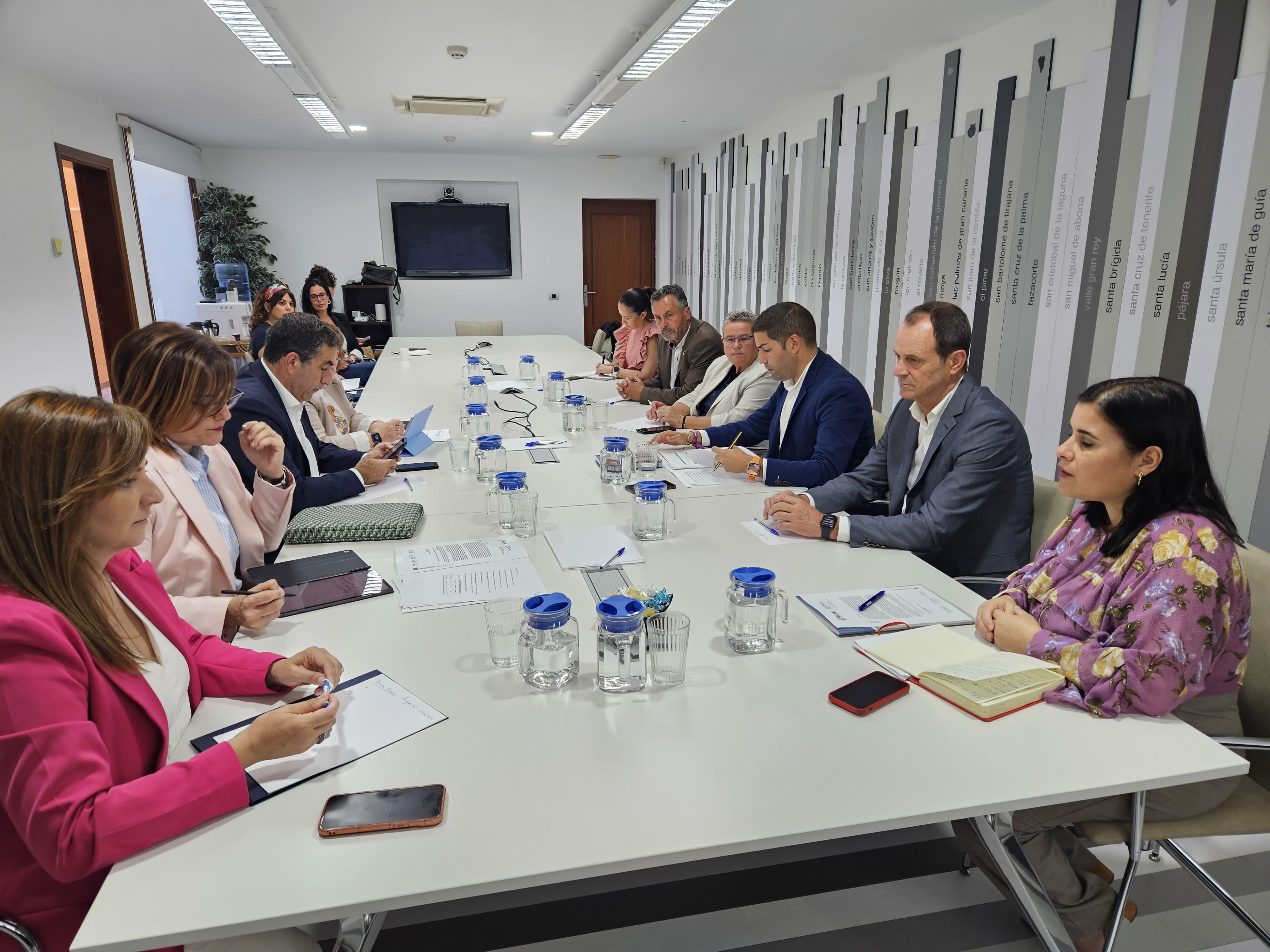 El alcalde de La Frontera participa en la reunión monográfica sobre la crisis migratoria de la FECAM