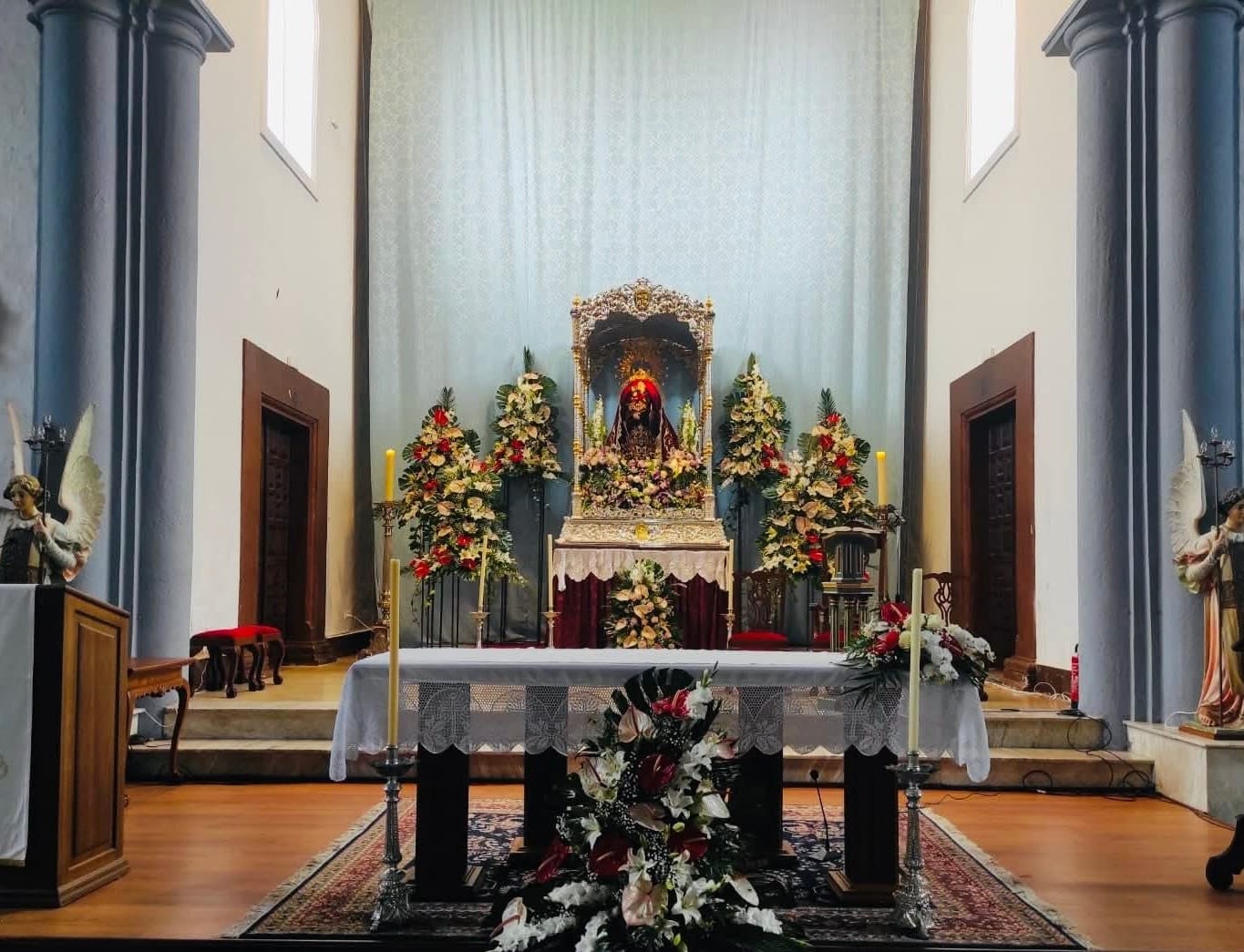 El Ayuntamiento de La Frontera ofrece un servicio de guagua para acudir al Novenario de la Virgen de Los Reyes