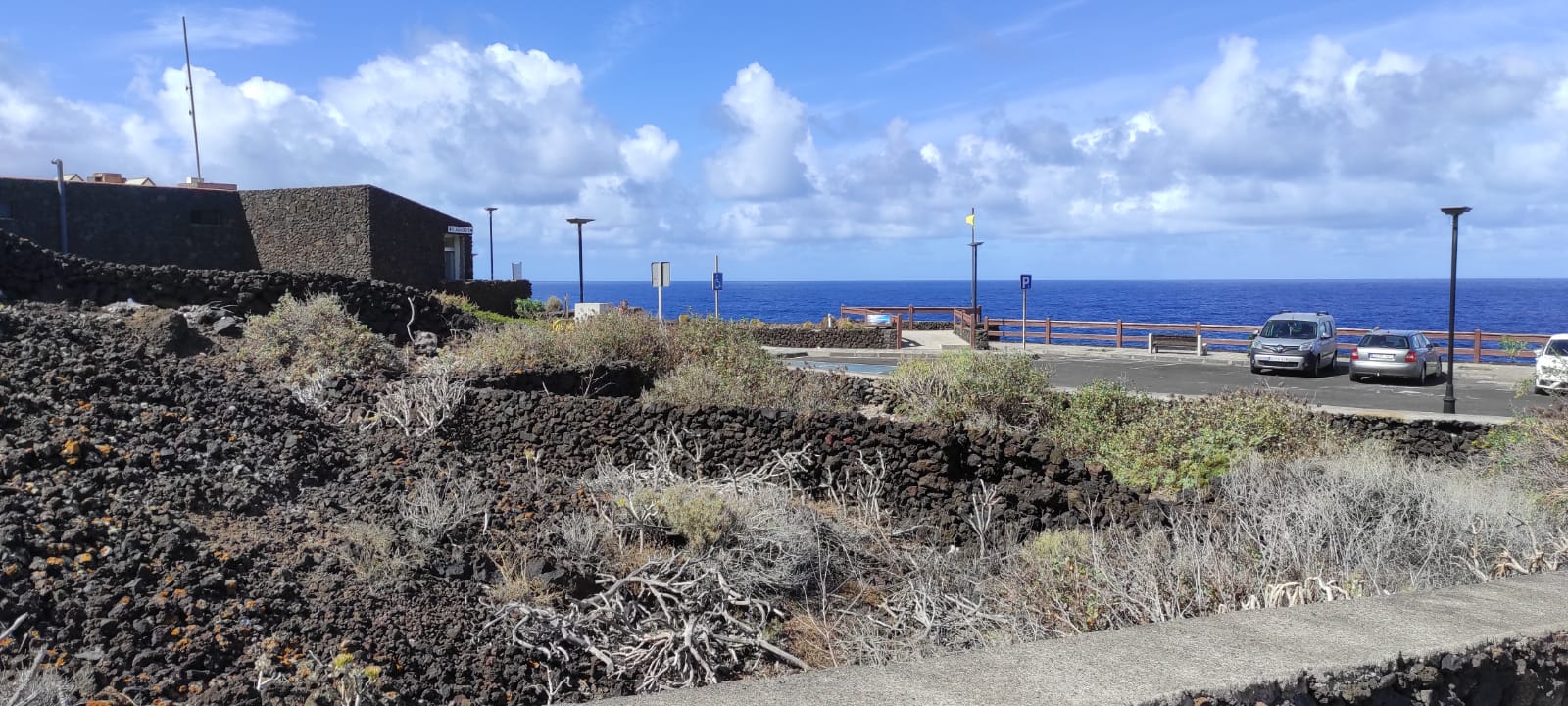 El Ayuntamiento de La Frontera adquiere terrenos en La Maceta para reforzar la seguridad vial y optimizar el estacionamiento