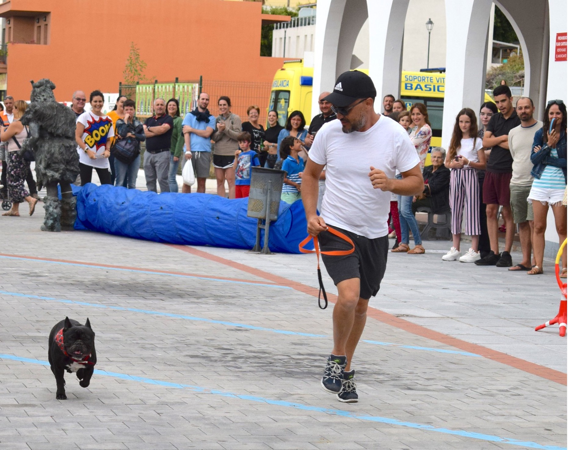 La Frontera celebra la carrera solidaria “Corre por Patas” a favor de los animales abandonados