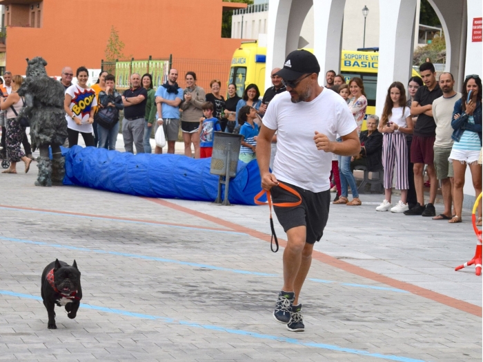 La Frontera celebra la carrera solidaria “Corre por Patas” a favor de los animales abandonados