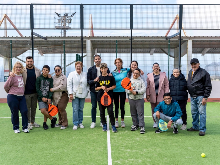 La Frontera impulsa el pádel adaptado con la colaboración de la entidad Play and Train