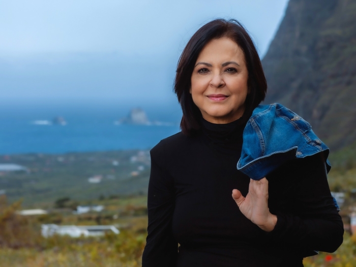 La Frontera recibe a Olga Cerpa y Mestisay con el estreno en directo de “La Costa de los cantares” 